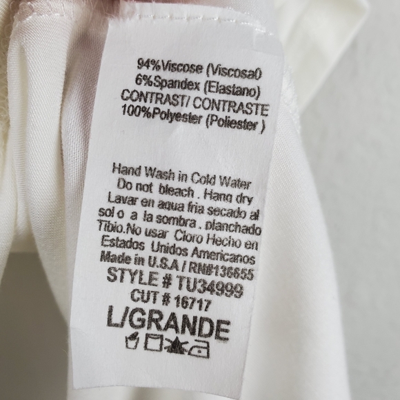 {Tua} White and Blue Short Sleeve V-Neck - Picture 5 of 6